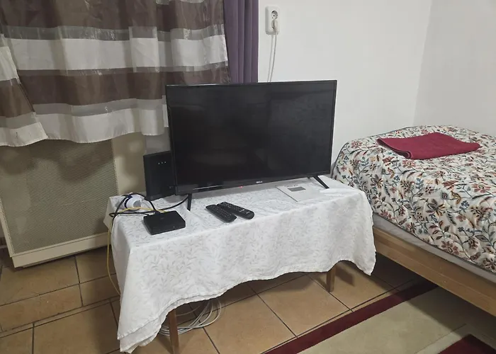 Erik * ブダペスト