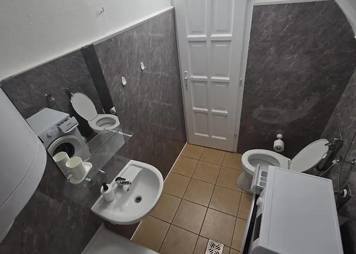 Erik ブダペスト